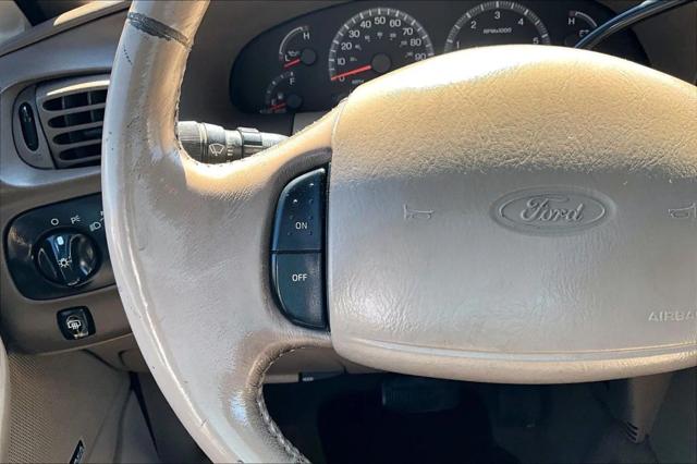 1999 Ford Expedition XLT