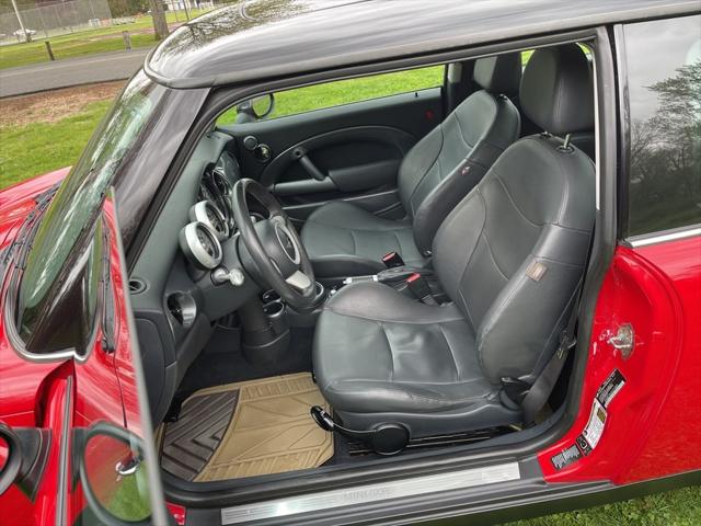 2005 MINI Cooper 2dr Cpe