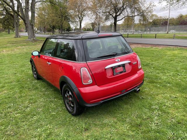 2005 MINI Cooper 2dr Cpe