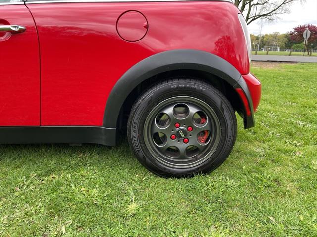 2005 MINI Cooper 2dr Cpe