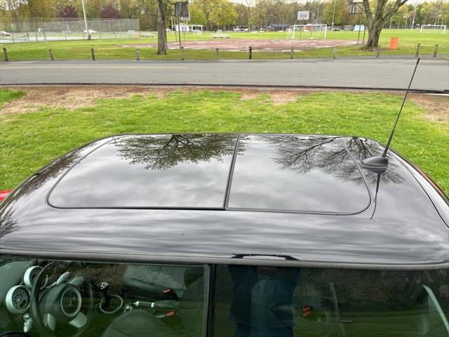 2005 MINI Cooper 2dr Cpe