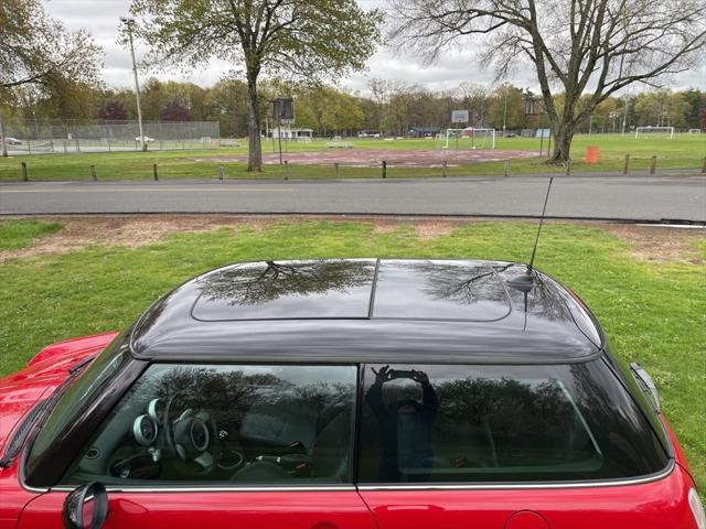 2005 MINI Cooper 2dr Cpe