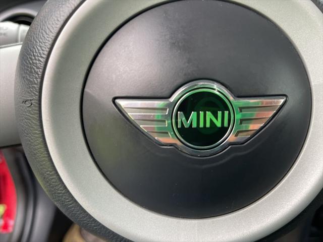 2005 MINI Cooper 2dr Cpe