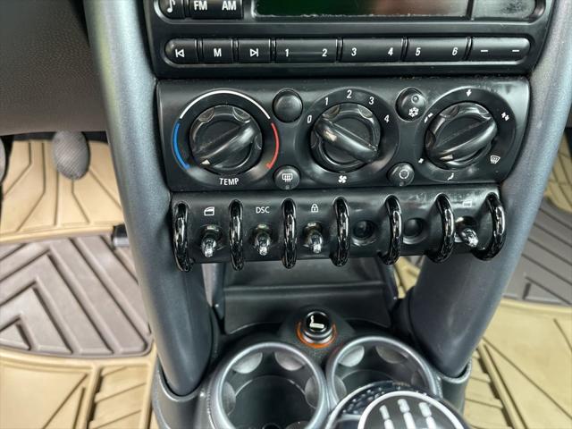 2005 MINI Cooper 2dr Cpe