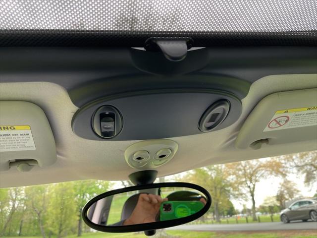 2005 MINI Cooper 2dr Cpe