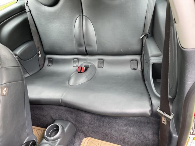 2005 MINI Cooper 2dr Cpe