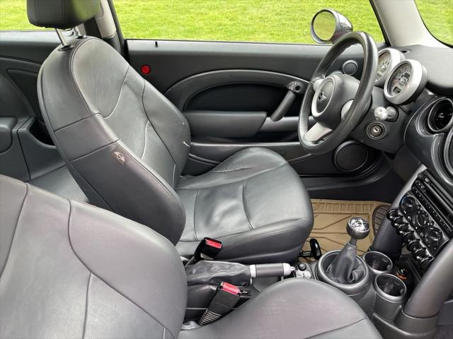 2005 MINI Cooper 2dr Cpe
