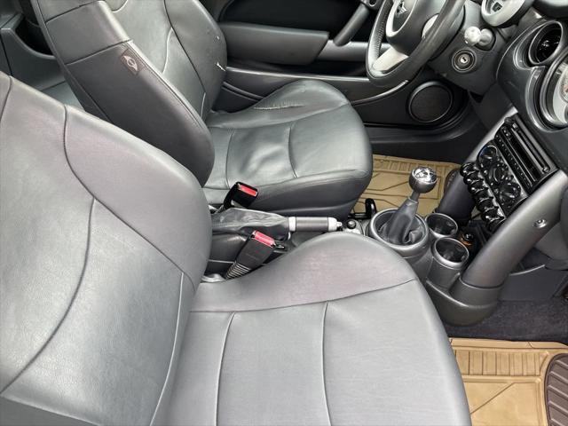 2005 MINI Cooper 2dr Cpe