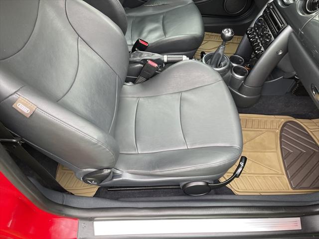 2005 MINI Cooper 2dr Cpe