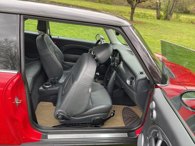 2005 MINI Cooper 2dr Cpe