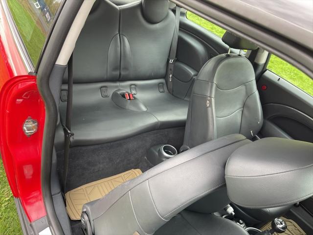 2005 MINI Cooper 2dr Cpe