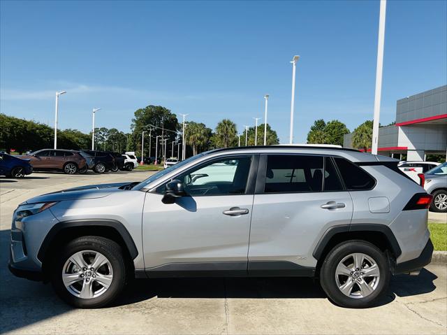2025 Toyota RAV4 Hybrid LE