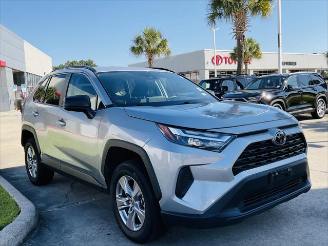 2025 Toyota RAV4 Hybrid LE