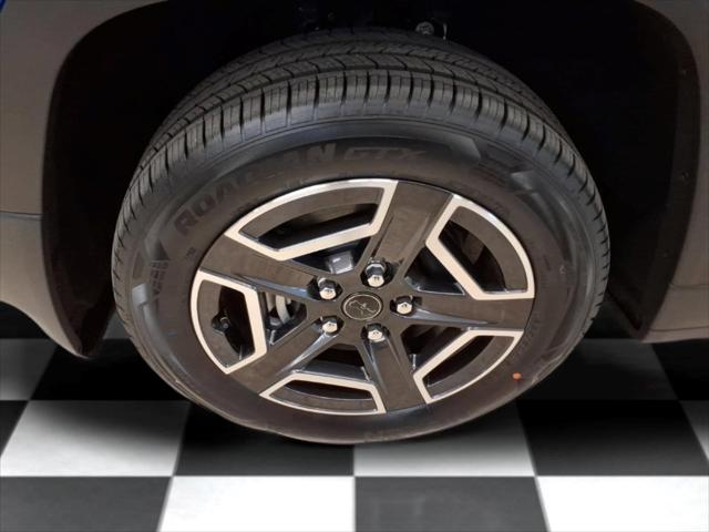 2026 Jeep Cherokee Laredo 4x4