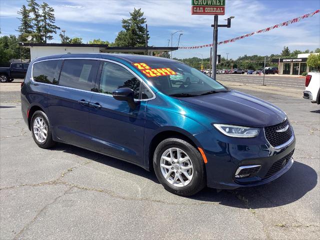 2023 Chrysler Pacifica Touring L for sale in Red Bluff, CA