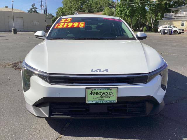 2025 Kia K4 LXS
