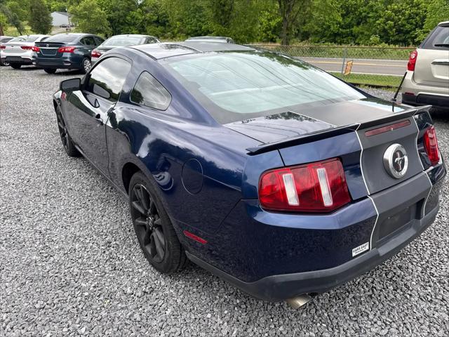 2011 Ford Mustang 2dr Cpe V6