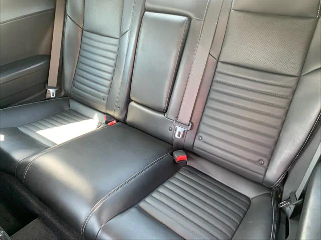 2012 Dodge Challenger SXT