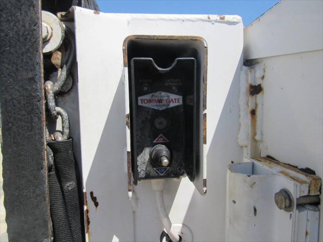 2014 Ford F-350 XL 4x2 2dr Regular Cab 165 in. WB DRW Chassis