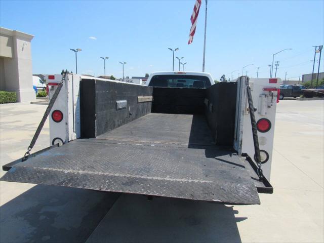 2014 Ford F-350 XL 4x2 2dr Regular Cab 165 in. WB DRW Chassis