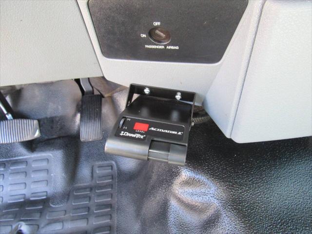 2014 Ford F-350 XL 4x2 2dr Regular Cab 165 in. WB DRW Chassis