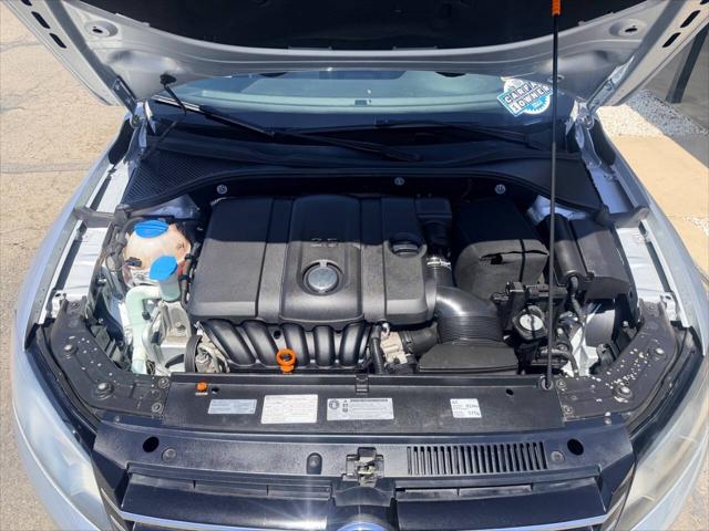 2013 Volkswagen Passat 2.5L SE