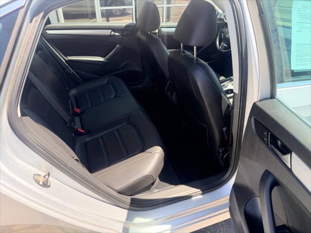 2013 Volkswagen Passat 2.5L SE