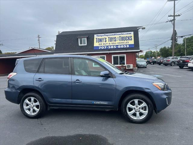 2014 Toyota RAV4 EV Base 4dr SUV