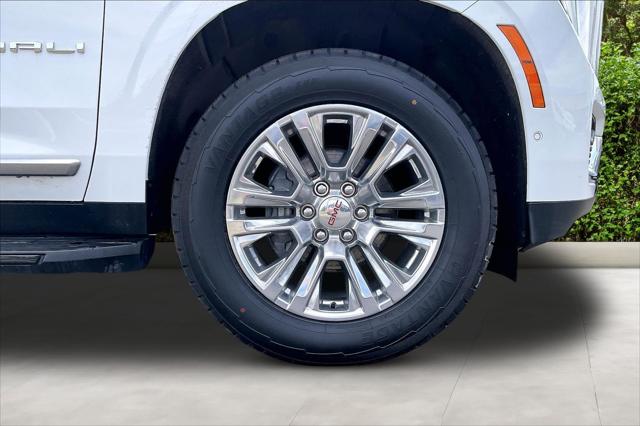 2025 GMC Yukon 4WD Denali