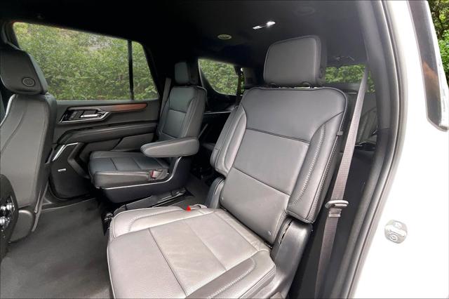 2025 GMC Yukon 4WD Denali