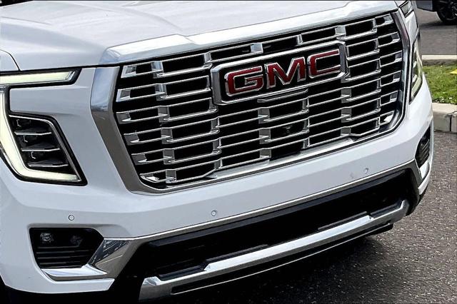 2025 GMC Yukon 4WD Denali