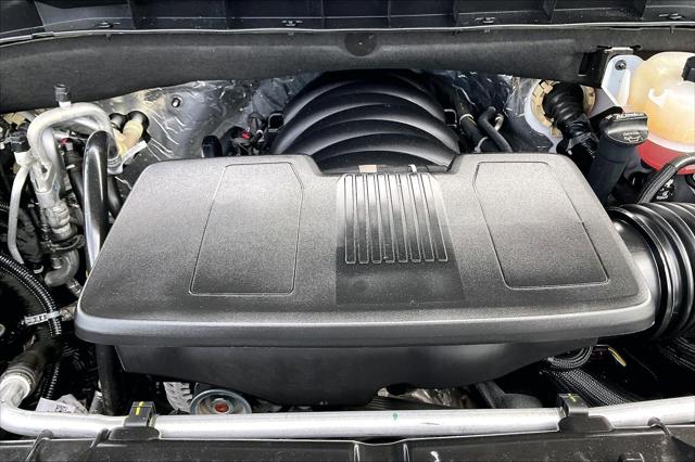 2025 GMC Yukon 4WD Denali