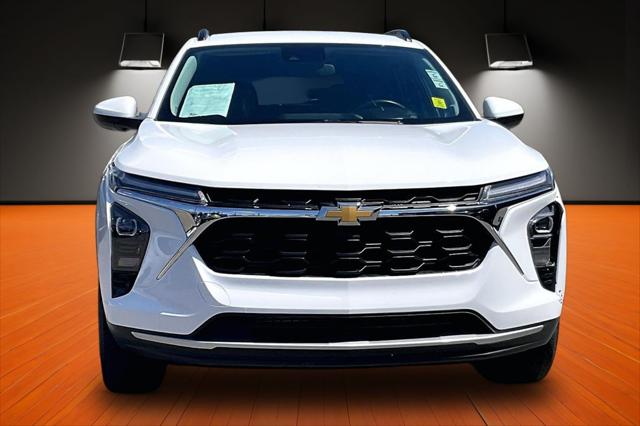 2024 Chevrolet Trax FWD LT