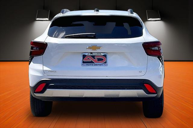 2024 Chevrolet Trax FWD LT