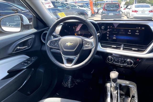 2024 Chevrolet Trax FWD LT