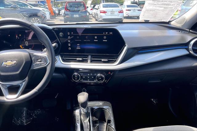 2024 Chevrolet Trax FWD LT