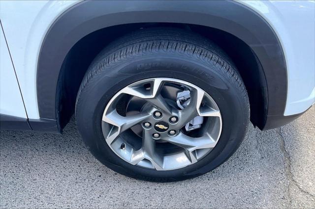 2024 Chevrolet Trax FWD LT