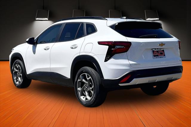 2024 Chevrolet Trax FWD LT