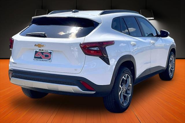 2024 Chevrolet Trax FWD LT