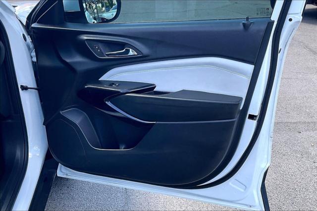 2024 Chevrolet Trax FWD LT