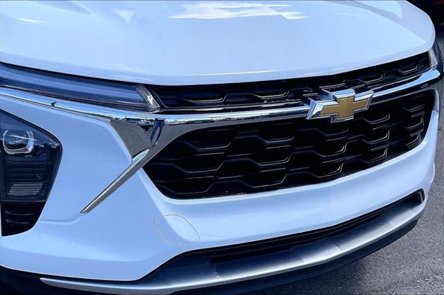 2024 Chevrolet Trax FWD LT
