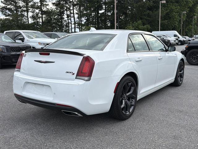 2021 Chrysler 300 300S