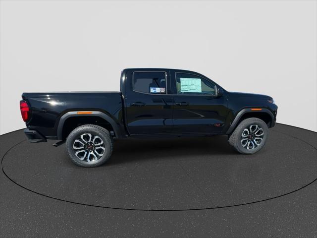 2026 GMC Canyon AT4, 4WD