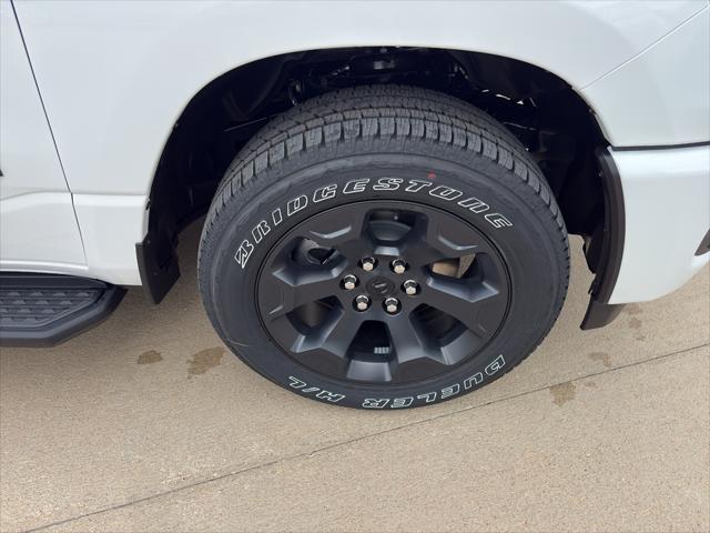 2026 Ram 1500 Express Crew Cab 4x4 57 Box