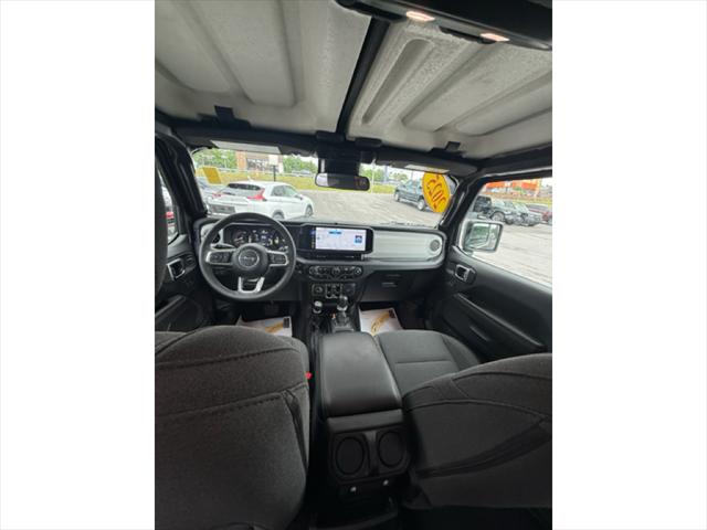 2025 Jeep Wrangler 4xe Sahara 4xe
