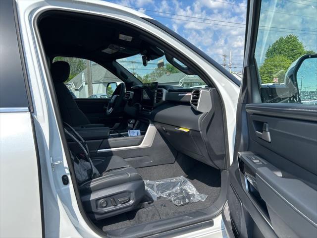 2026 Toyota Tundra Limited CrewMax 5.5' Bed