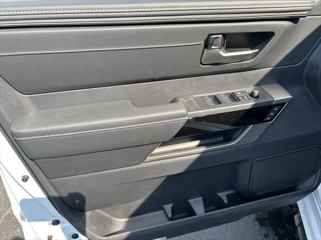 2026 Toyota Tundra Limited CrewMax 5.5' Bed