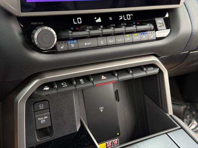 2026 Toyota Tundra Platinum CrewMax 5.5' Bed