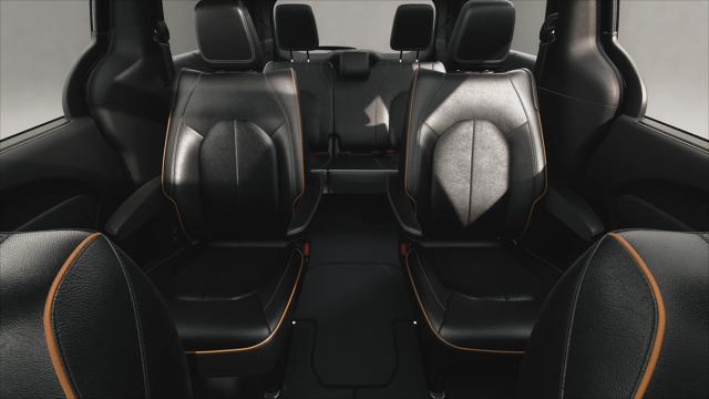 2027 Chrysler Pacifica PACIFICA LIMITED