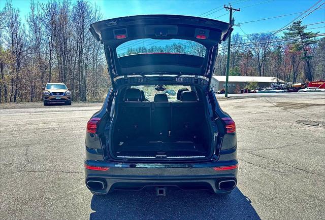 2017 Porsche Cayenne Platinum Edition AWD 4dr SUV